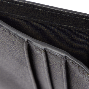 Closeup of Twill lined note slot