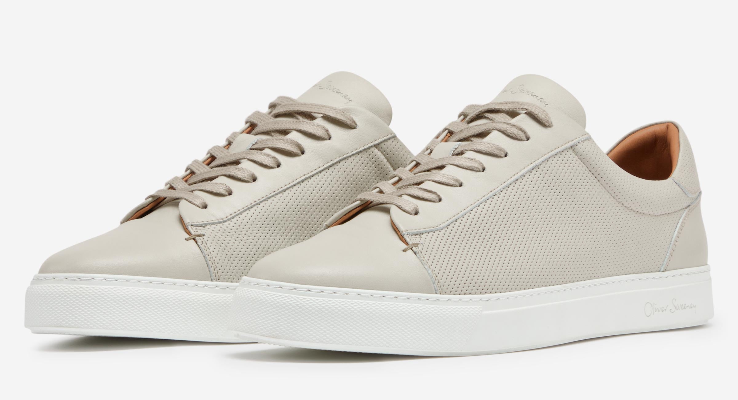 Almada Off White