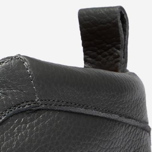 Closeup of Padded collar & heel pull tab