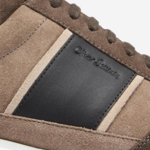 Closeup of Lightweight runner sole