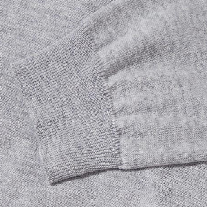 Closeup of Ribbed cuffs & hem