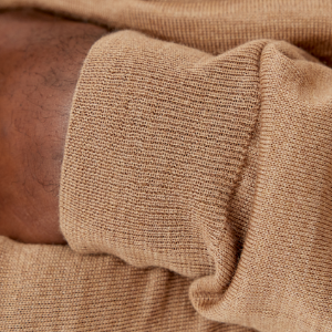 Closeup of Ribbed cuffs & hem