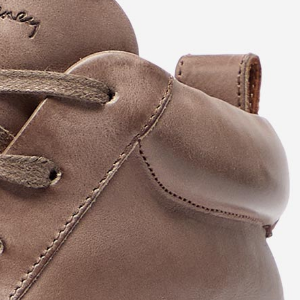 Closeup of Padded collar & heel pull tab