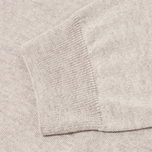 Closeup of Ribbed cuffs & hem
