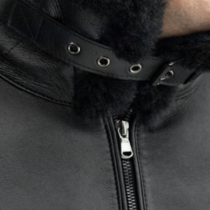 Closeup of Storm buckle collar