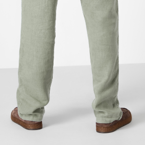 Closeup of Relaxed fit