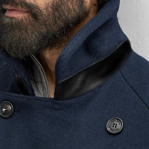 Closeup of Contrast collar stand