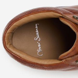 Closeup of Leather lining
