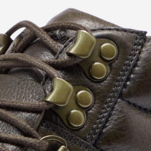 Closeup of Ski hooks & D-rings