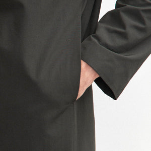 Closeup of Concealed placket with zip closure