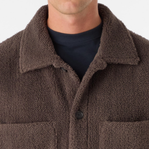 Closeup of Unstructured collar