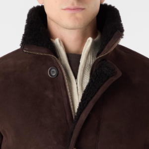 Closeup of Funnel neck