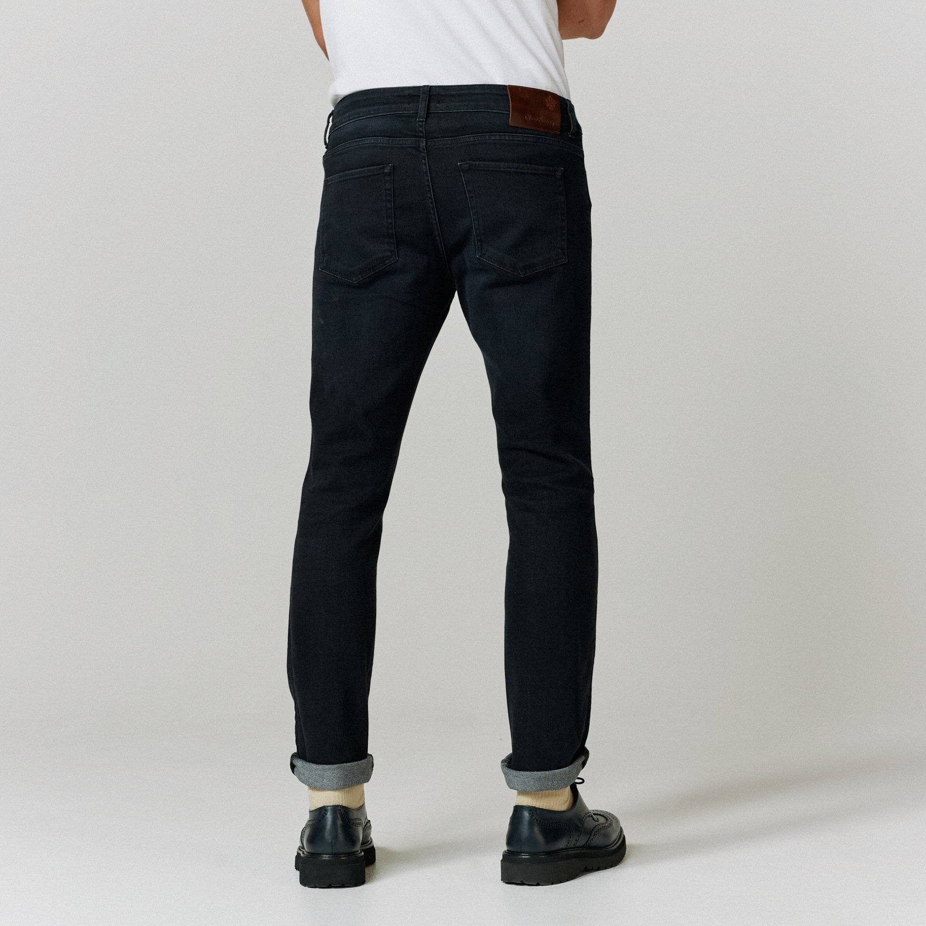 Navigli Charcoal