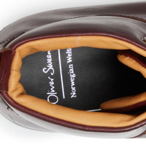 Closeup of Foam padded collar