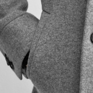 Closeup of 2 side entry pockets