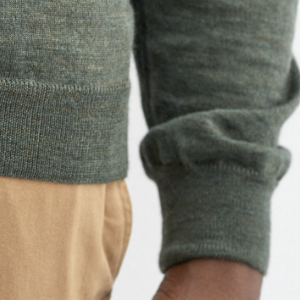 Closeup of Ribbed cuffs & hem