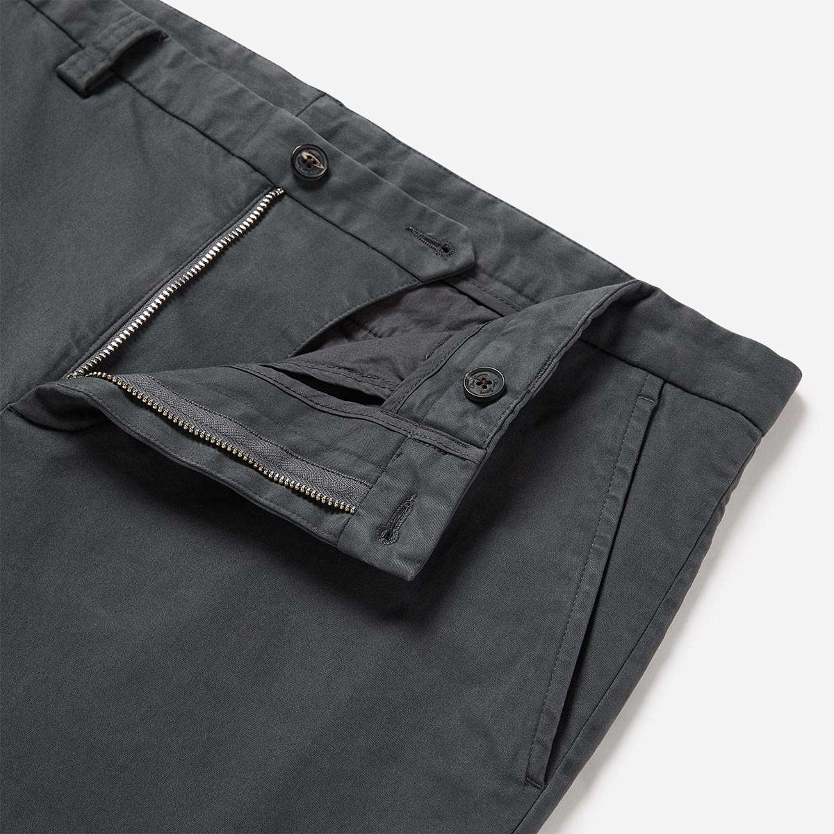 Terena Dark Grey