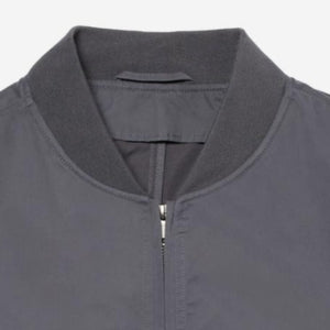 Closeup of Ribbed baseball collar