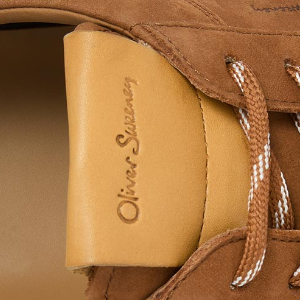 Closeup of Contrast leather tongue & heel counter