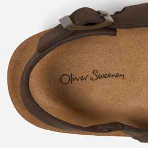 Closeup of Suede footbed