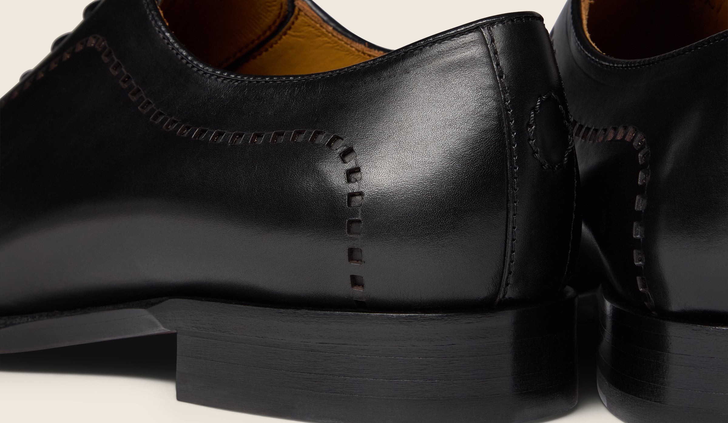 Atrani Black