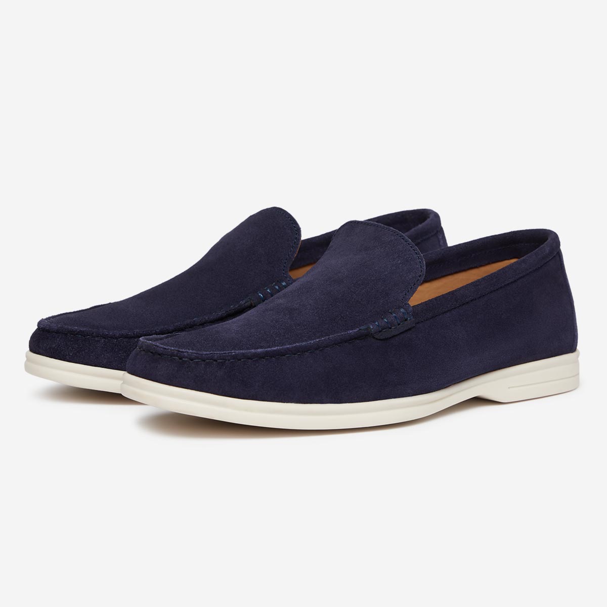 MIDNIGHT ELEGANCE LOAFERS WITH CHAMPAGNE TASSELS