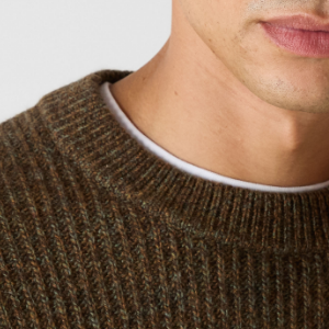 Closeup of Thick ribbed crew neck