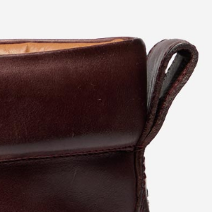 Closeup of Padded collar & heel pull tab