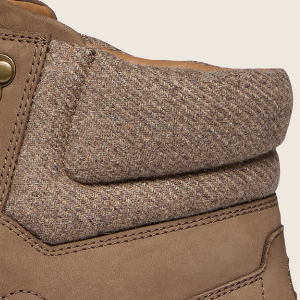 Closeup of Contrast wool heringbone padded collar