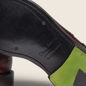 Closeup of Full leather sole with rubber heel insert