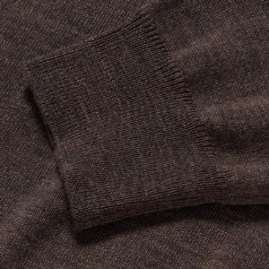 Closeup of Ribbed cuffs & hem