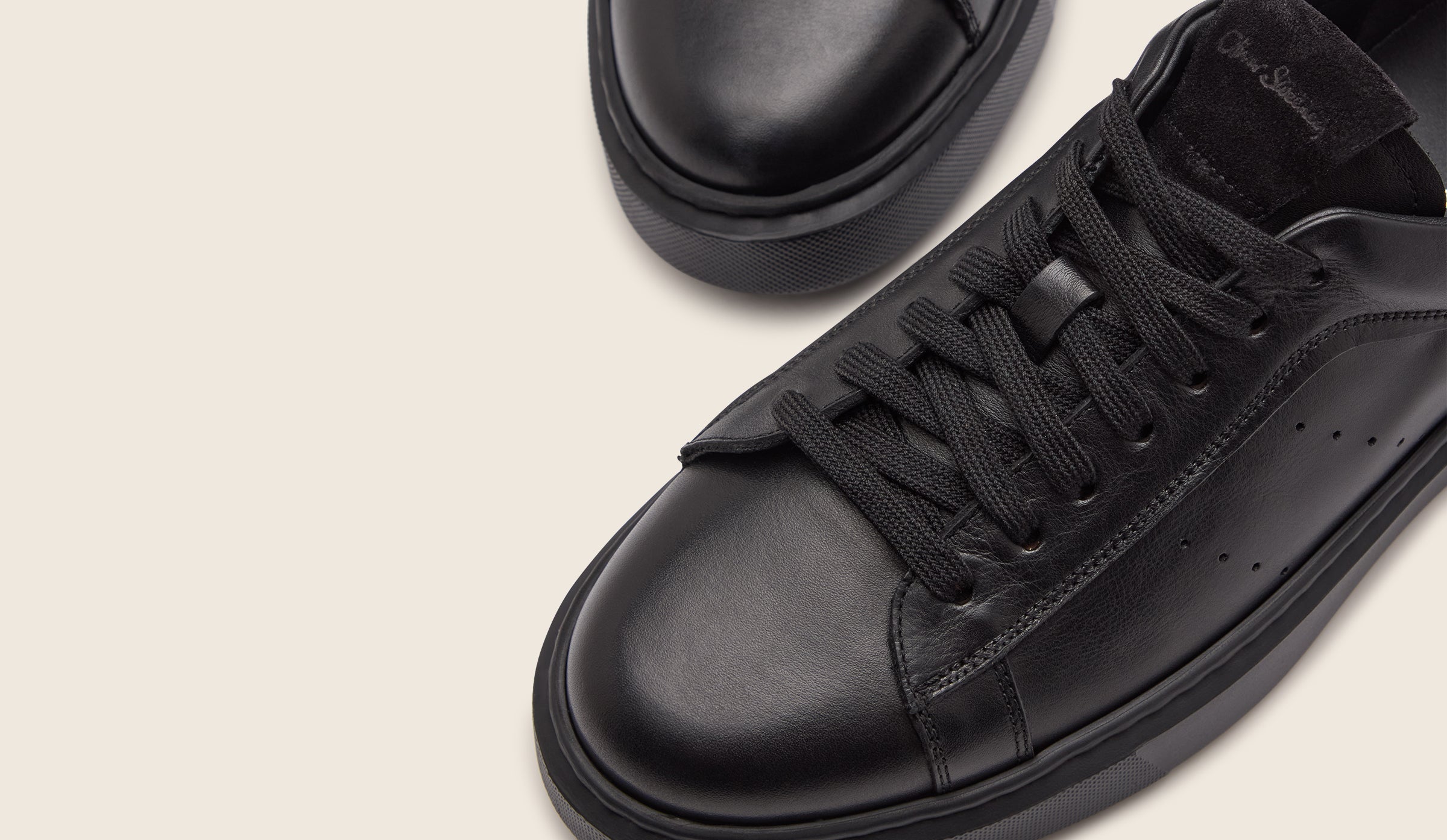 Cornillera Black