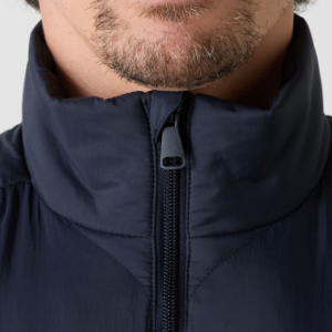 Closeup of Funnel neck