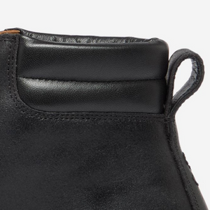 Closeup of Padded collar & heel pull tab