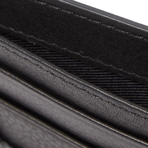 Closeup of Twill lined note slot
