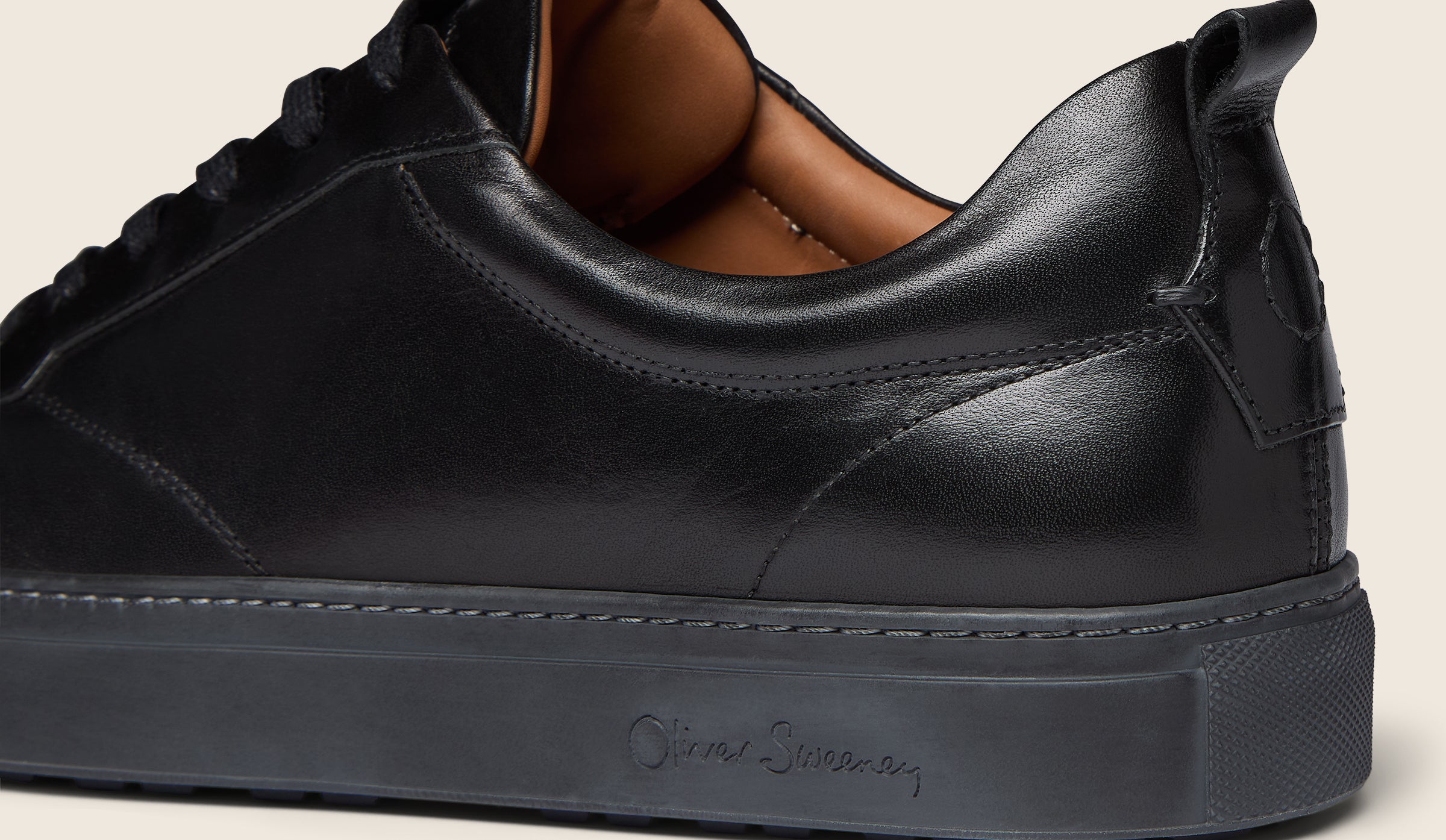 Ermida Black