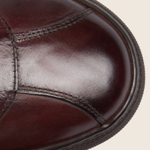 Closeup of Retro 'soccer' toe cap
