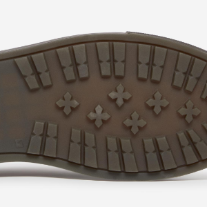 Closeup of Rubber cupsole with commando tread