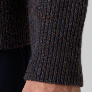 Closeup of Raw edged cuff & hem