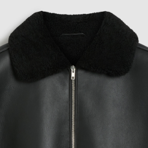 Closeup of Shearling collar with leather collar stand
