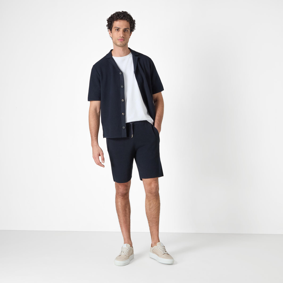 Mendham Navy Cotton Shorts | Men's Shorts | Oliver Sweeney