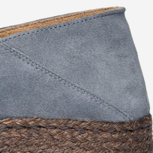 Closeup of Collapsable heel counter