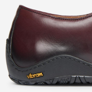 Closeup of Low-profile 'wraparound' Vibram rubber sole