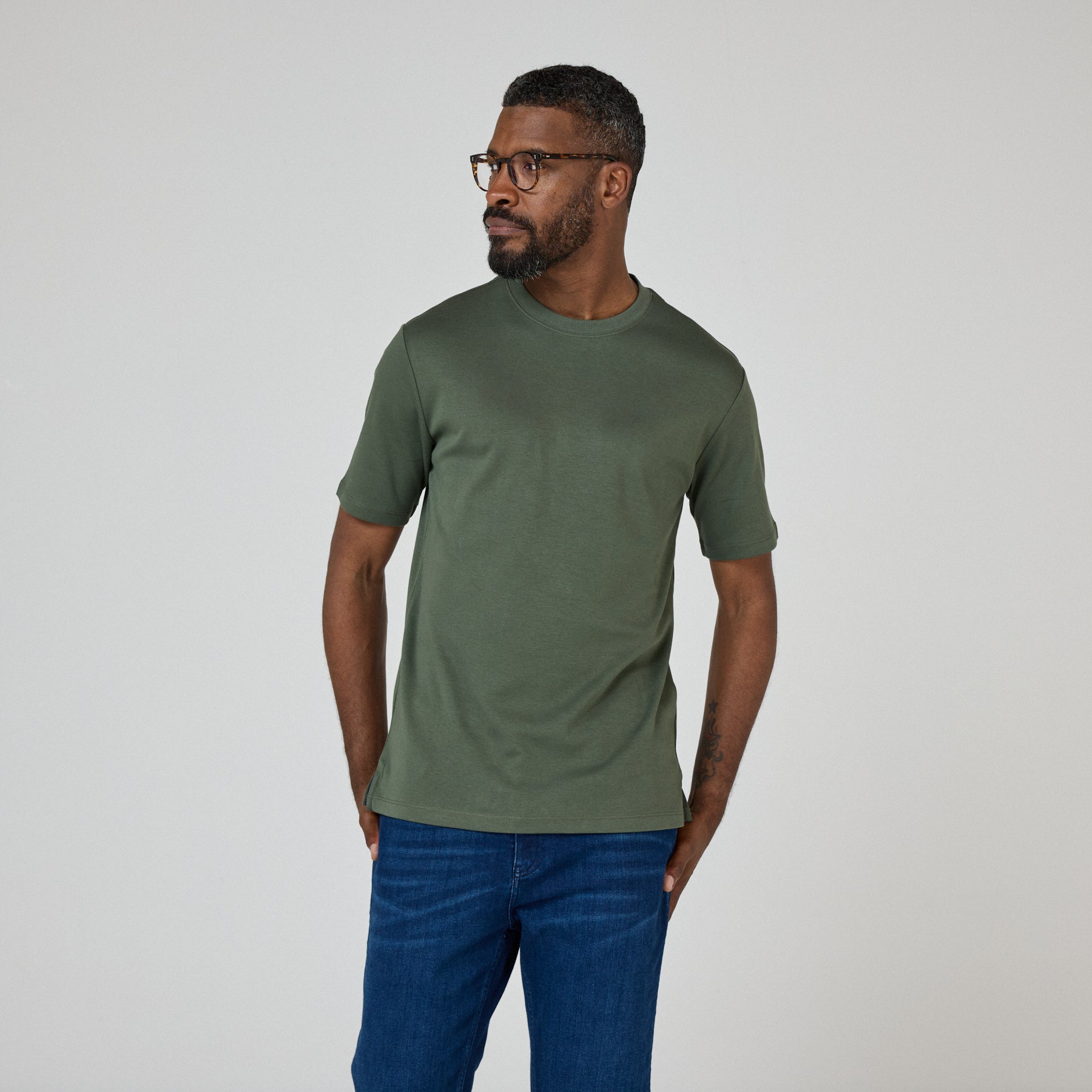 Palmela Khaki Cotton T Shirt Men s T Shirts Oliver Sweeney