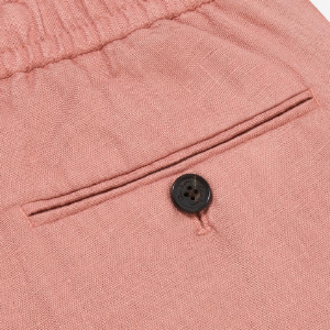 Closeup of 2 back jetted pockets