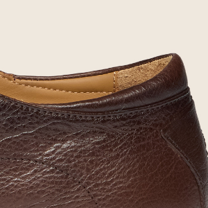 Closeup of Padded collar