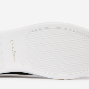Closeup of Lightweight rubber cupsole