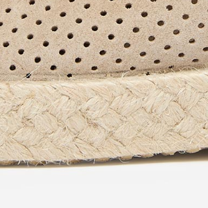 Closeup of Woven jute sole edge