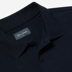 Closeup of Ribbed collar & cuffs