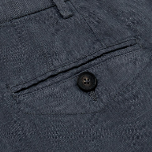 Closeup of 2 back jetted pockets